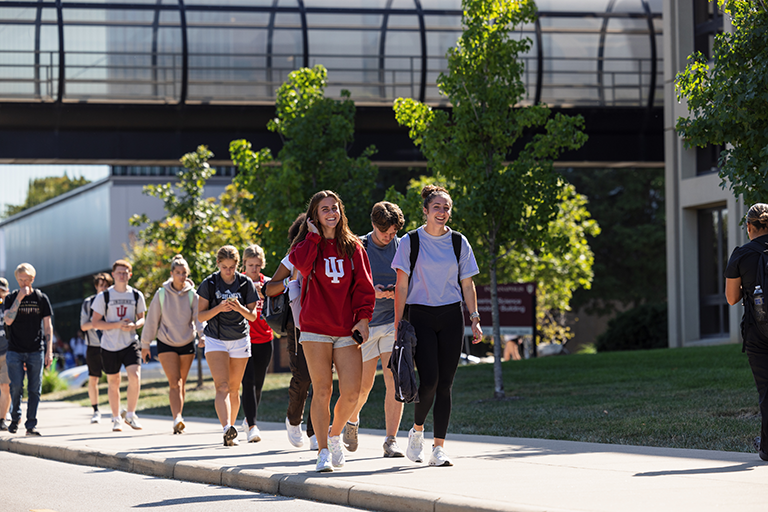 Students walking outside on IU Indy's campus